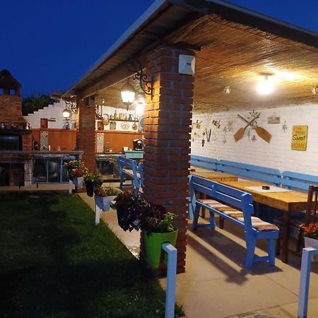 Vila Jone Golem  Dış mekan fotoğraf