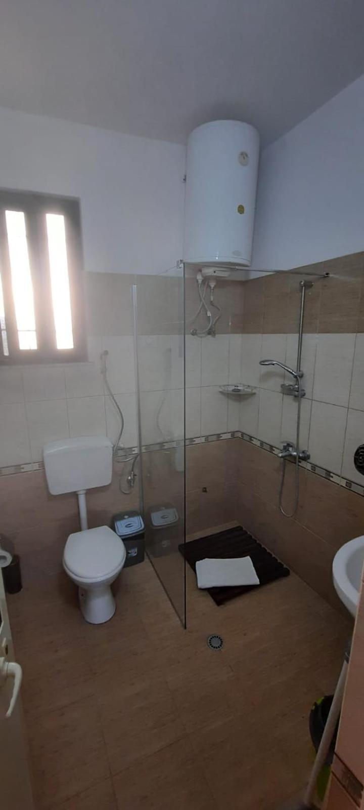 Vila Jone Golem  Dış mekan fotoğraf