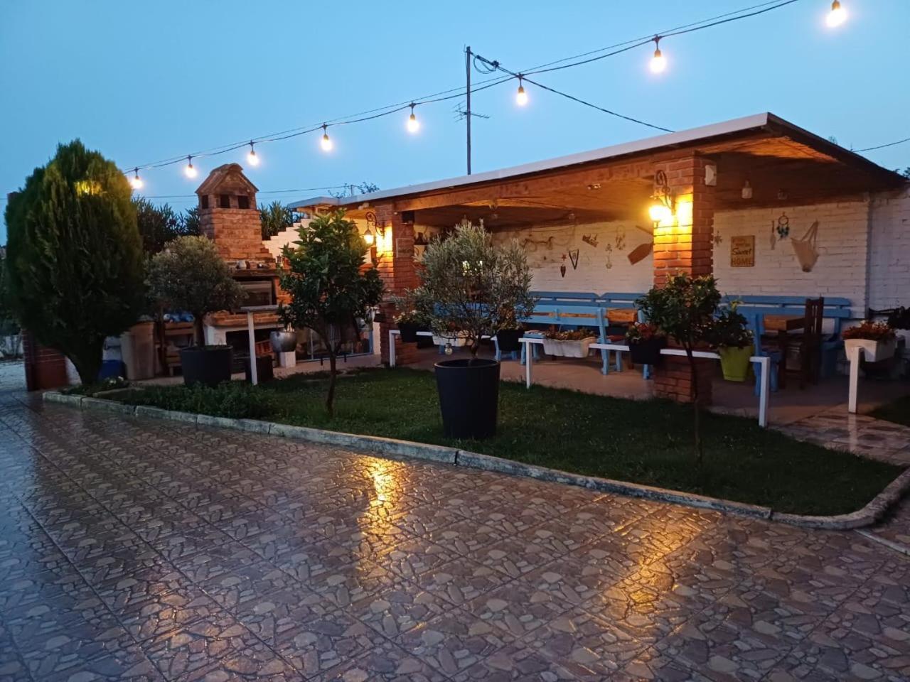 Vila Jone Golem  Dış mekan fotoğraf